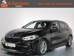 Zwart Gebruikt 2019 BMW 118 Executive Hatchback | € 22.700 (Eerlijke prijs)