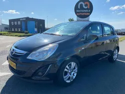 Zwart Gebruikt 2013 Opel Corsa Design Edition Hatchback | € 2.750 (Super prijs)