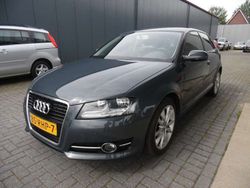 Grijs, metallic lak Gebruikt 2011 Audi A3 Hatchback | € 3.995 (Iets duurder)