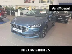 Blauw Gebruikt 2023 Ford Focus Titanium X Hatchback | € 36.840