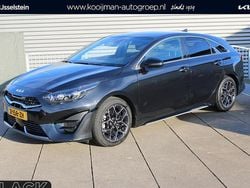 Black pearl m Gebruikt 2024 Kia ProCeed GT-Line Hatchback | € 33.900 (Eerlijke prijs)