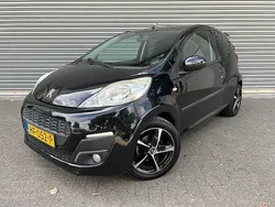 Zwart Gebruikt 2012 Peugeot 107 Access Hatchback | € 3.950 (Eerlijke prijs)