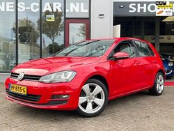 Rood Gebruikt 2013 VW Golf VII Highline Hatchback | € 8.999 (Goede deal)