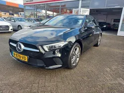 Zwart, metallic lak Gebruikt 2019 Mercedes A250 Premium Plus Hatchback | € 24.950 (Super prijs)