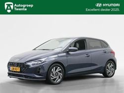 Grijs Gebruikt 2024 Hyundai i20 Comfort Hatchback | € 20.245 (Eerlijke prijs)