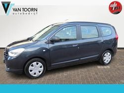 Grijs (metallic) Gebruikt 2015 Dacia Lodgy Ambiance MPV | € 6.398 (Eerlijke prijs)