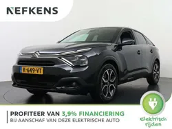 Zwart Gebruikt 2021 Citroën e-C4 Shine SUV | € 16.725 (Goede deal)