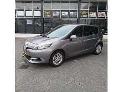 Grijs Gebruikt 2013 Renault Scénic III Bose Edition MPV | € 3.999 (Goede deal)
