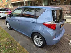 Blauw Gebruikt 2011 Toyota Verso-S MPV | € 8.000 (Eerlijke prijs)