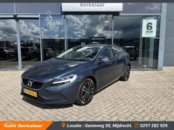 Blauw Gebruikt 2020 Volvo V40 Stationwagen | € 18.690 (Super prijs)