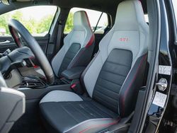 Zwart Gebruikt 2023 VW Golf VIII GTI Stationwagen | € 41.995 (Duur)