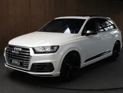 Wit, metallic lak Gebruikt 2016 Audi SQ7 Comfort SUV | € 42.950 (Eerlijke prijs)