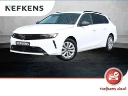 Wit Nieuw 2025 Opel Astra Business Edition Stationwagen | € 33.198 (Eerlijke prijs)