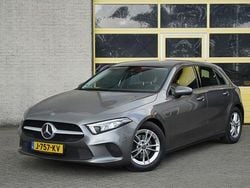Grijs Gebruikt 2020 Mercedes A160 Business Hatchback | € 16.950 (Super prijs)