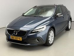 Blauw Gebruikt 2019 Volvo V40 CC Stationwagen | € 19.900 (Goede deal)