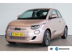 Rood Gebruikt 2024 Fiat 500e Urban Hatchback | € 23.445 (Iets duurder)