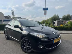 Zwart Gebruikt 2012 Renault Mégane GrandTour Bose Edition Stationwagen | € 3.199 (Eerlijke prijs)