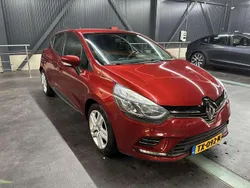 Rood Gebruikt 2017 Renault Clio IV Life Hatchback | € 6.950 (Goede deal)