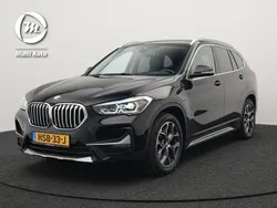 Zwart Gebruikt 2021 BMW 220 xLine SUV | € 26.890