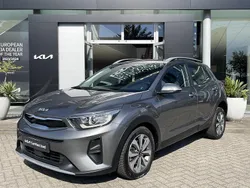 Grijs Gebruikt 2023 Kia Stonic SUV | € 24.900 (Eerlijke prijs)
