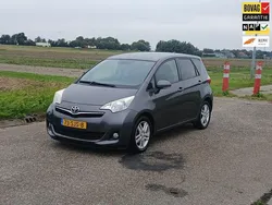 Grijs Gebruikt 2011 Toyota Verso-S MPV | € 6.950 (Duur)