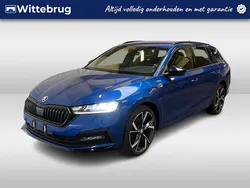 Blauw Gebruikt 2022 Skoda Octavia SportLine Stationwagen | € 28.450 (Eerlijke prijs)