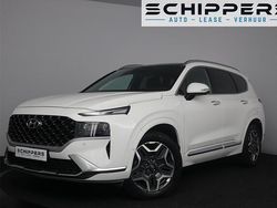 Wit (metallic) Gebruikt 2023 Hyundai Santa Fe Premium SUV | € 45.900 (Eerlijke prijs)