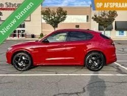 Rood Gebruikt 2022 Alfa Romeo Stelvio Estrema SUV | € 53.950 (Iets duurder)
