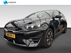 Zwart (metallic) Gebruikt 2023 Kia Ceed Sportswagon Stationwagen | € 25.445 (Eerlijke prijs)
