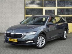 Grijs (metallic) Gebruikt 2021 Skoda Octavia Business Line Stationwagen | € 16.950 (Goede deal)