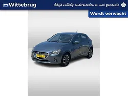 Blauw Gebruikt 2017 Mazda 2 Hatchback | € 12.450 (Eerlijke prijs)
