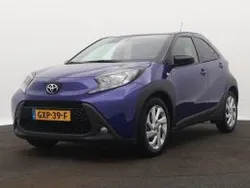 Blauw Gebruikt 2022 Toyota Aygo Limited Hatchback | € 18.945 (Eerlijke prijs)
