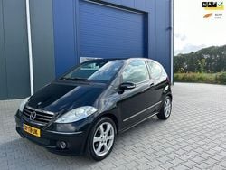 Zwart Gebruikt 2006 Mercedes A170 Avantgarde MPV | € 1.975 (Eerlijke prijs)