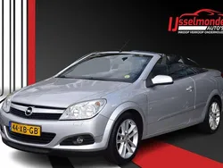 Grijs Gebruikt 2007 Opel Astra Cabriolet Cosmo Cabriolet | € 4.940 (Eerlijke prijs)