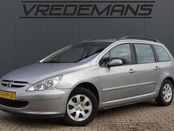 Grijs Gebruikt 2004 Peugeot 307 Stationwagen | € 1.950 (Eerlijke prijs)