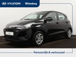 Zwart Nieuw 2024 Hyundai i10 Comfort Hatchback | € 21.799 (Iets duurder)