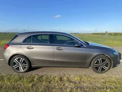 Grijs Gebruikt 2021 Mercedes A180 Luxury Hatchback | € 26.950 (Super prijs)