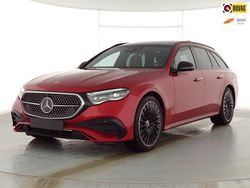 Rood Gebruikt 2023 Mercedes E300 AMG line Stationwagen | € 69.950