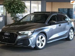 Grijs Gebruikt 2024 Audi A3 Sportback S-Line Hatchback | € 32.950 (Eerlijke prijs)