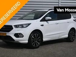 Wit Gebruikt 2017 Ford Kuga ST-Line SUV | € 15.895 (Eerlijke prijs)