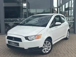 Wit Gebruikt 2012 Mitsubishi Colt Edition Hatchback | € 5.250 (Iets duurder)