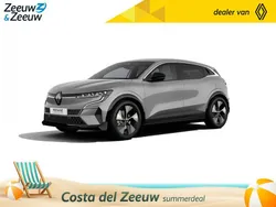 Bleu nocturne Nieuw 2025 Renault Mégane Komfort Hatchback | € 39.350