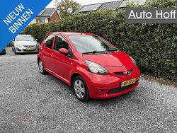 Rood Gebruikt 2007 Toyota Aygo Sport Hatchback | € 1.945 (Eerlijke prijs)