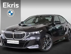 Sophistograu brillianteffect metallic (a90) (grijs metallic) Gebruikt 2025 BMW 520 Shadowline Sedan | € 59.900