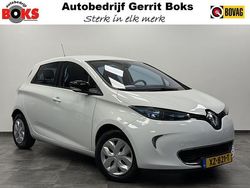 Wit Gebruikt 2015 Renault Zoe Life Hatchback | € 6.950 (Eerlijke prijs)