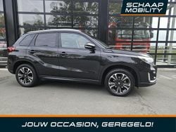 Zwart Gebruikt 2021 Suzuki Vitara Style SUV | € 23.499 (Eerlijke prijs)