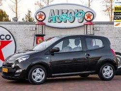 Zwart, metallic lak Gebruikt 2013 Renault Twingo Hatchback | € 5.950 (Iets duurder)