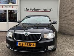 Zwart Gebruikt 2011 Skoda Superb Elegance Stationwagen | € 6.900 (Super prijs)