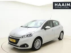 Grijs Gebruikt 2017 Peugeot 208 Hatchback | € 9.945 (Iets duurder)