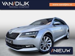Grijs (metallic) Gebruikt 2019 Skoda Superb Business Line Stationwagen | € 19.440 (Goede deal)